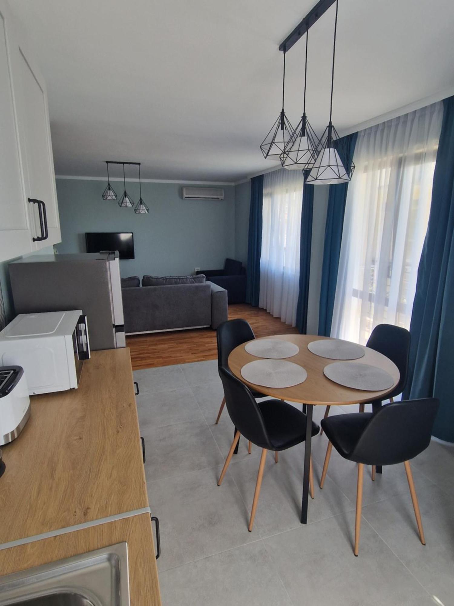 Flowers Apartments Nesebar Luaran gambar